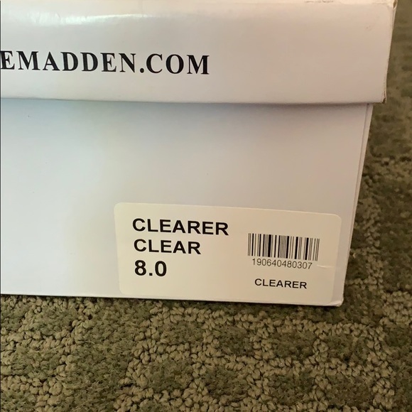 STEVE MADDEN heels - Picture 5 of 7